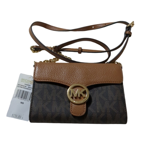 *New*Michael Kors Monogram Black & Tan Leather Crossbody Purse - Picture 8 of 16